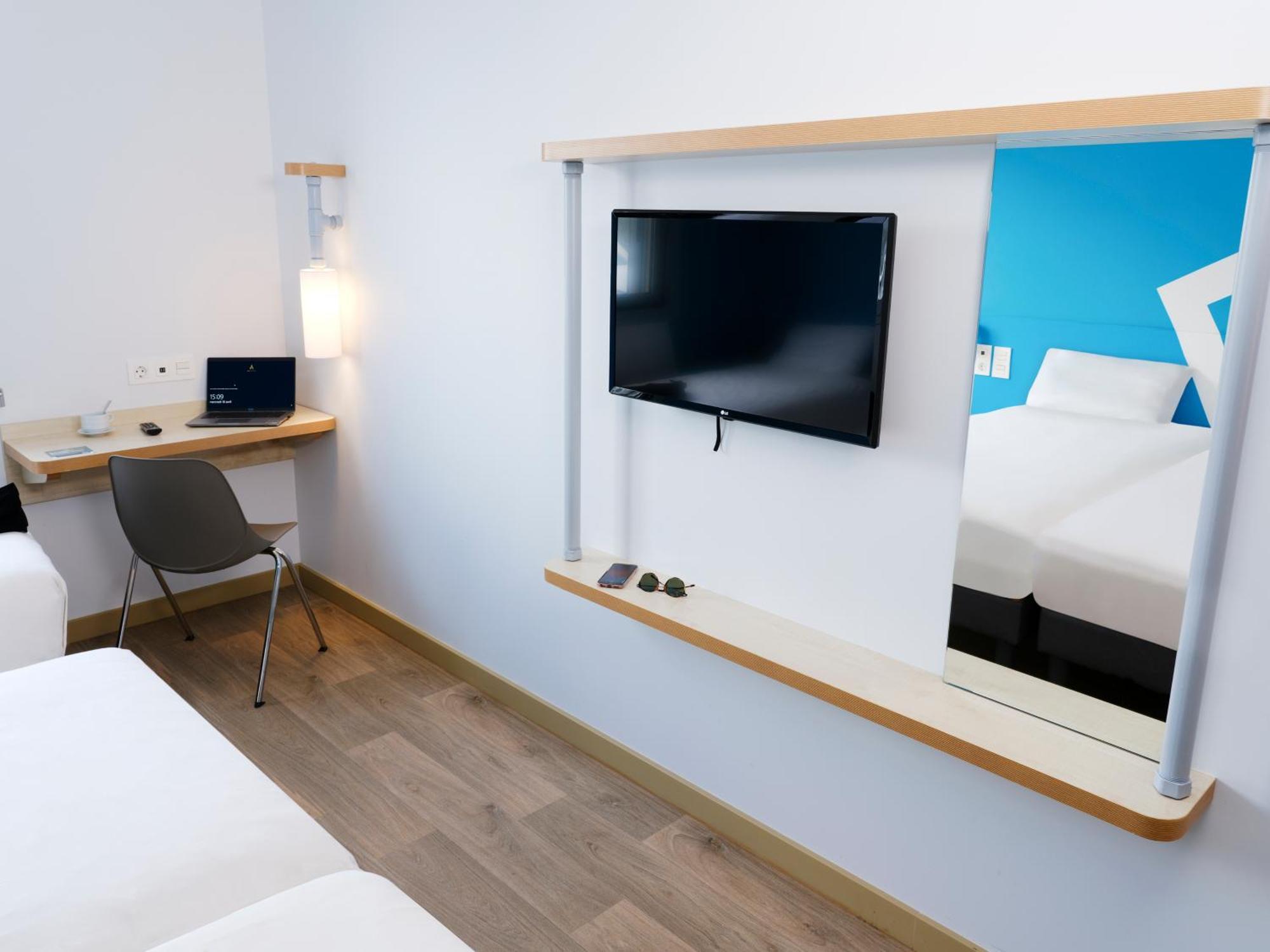 Ibis Budget Toulouse Colomiers Esterno foto